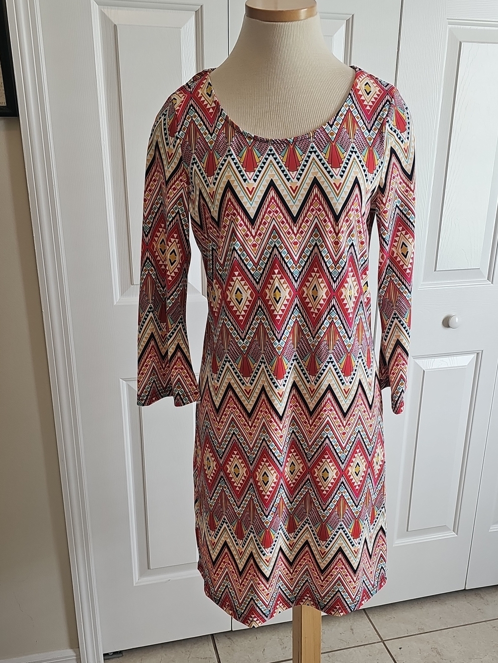 Aryeh Jerrse Knit Women's Red Geometric Print Long- Bell Sleeve Dress. Meduim